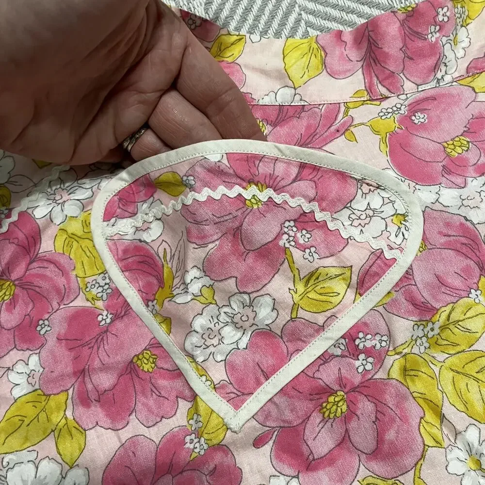 Pink Half Apron 60s Barbie Style Vintage Floral Yellow Ric Rac Pocket Waist Ties